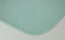 Görseli galeri görüntüleyiciye yükleyin, Caretex Abso Eco Design Yıkanabilir, Emici ve Sıvı Geçirmez Yatak Koruyucu