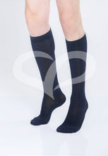 Görseli galeri görüntüleyiciye yükleyin, Varisel Koton, Orta Basınçlı,Diz Altı Varis Çorabı - Medtex by Texmart