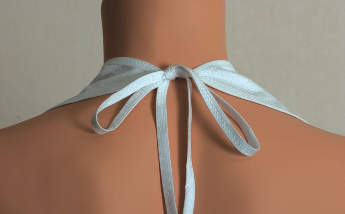 Caretex Caress C110 Yıkanabilir, Sıvı Geçirmez, Bağcıklı ve Cepli Yetişkin Yemek Önlüğü  - Medtex by Texmart