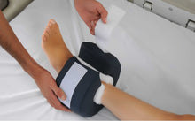 Görseli galeri görüntüleyiciye yükleyin, Caretex EasyWipe Nefes Alabilen ve Sıvı Geçirmez Topuk Koruyucu Yastık - Medtex by Texmart
